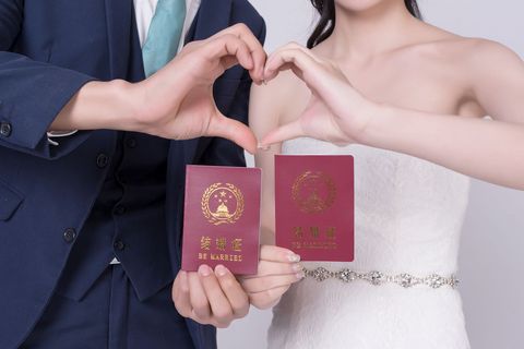 补办结婚证需要夫妻一起去吗  第1张