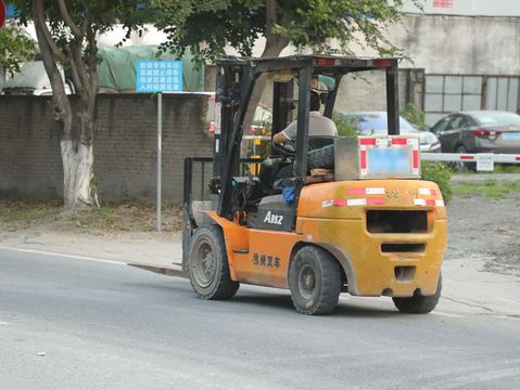 叉车证过期了还可以年审吗  第1张