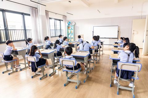 学生下课期间打架老师承担责任吗  第1张